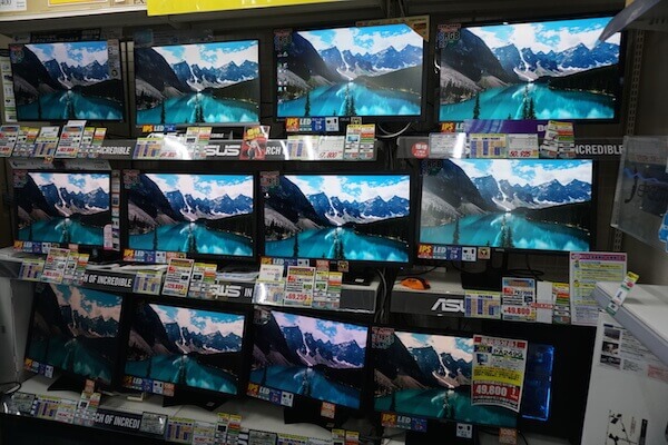 TSUKUMO is the Wisest Choice for PC Parts with Six Stores in Akihabara